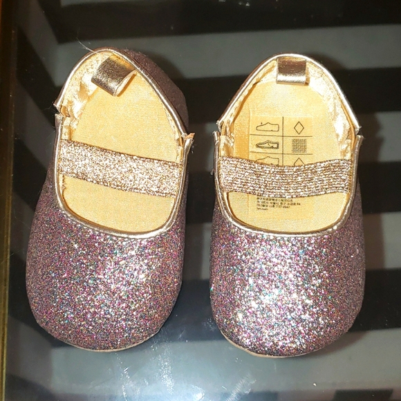 sparkly baby shoes